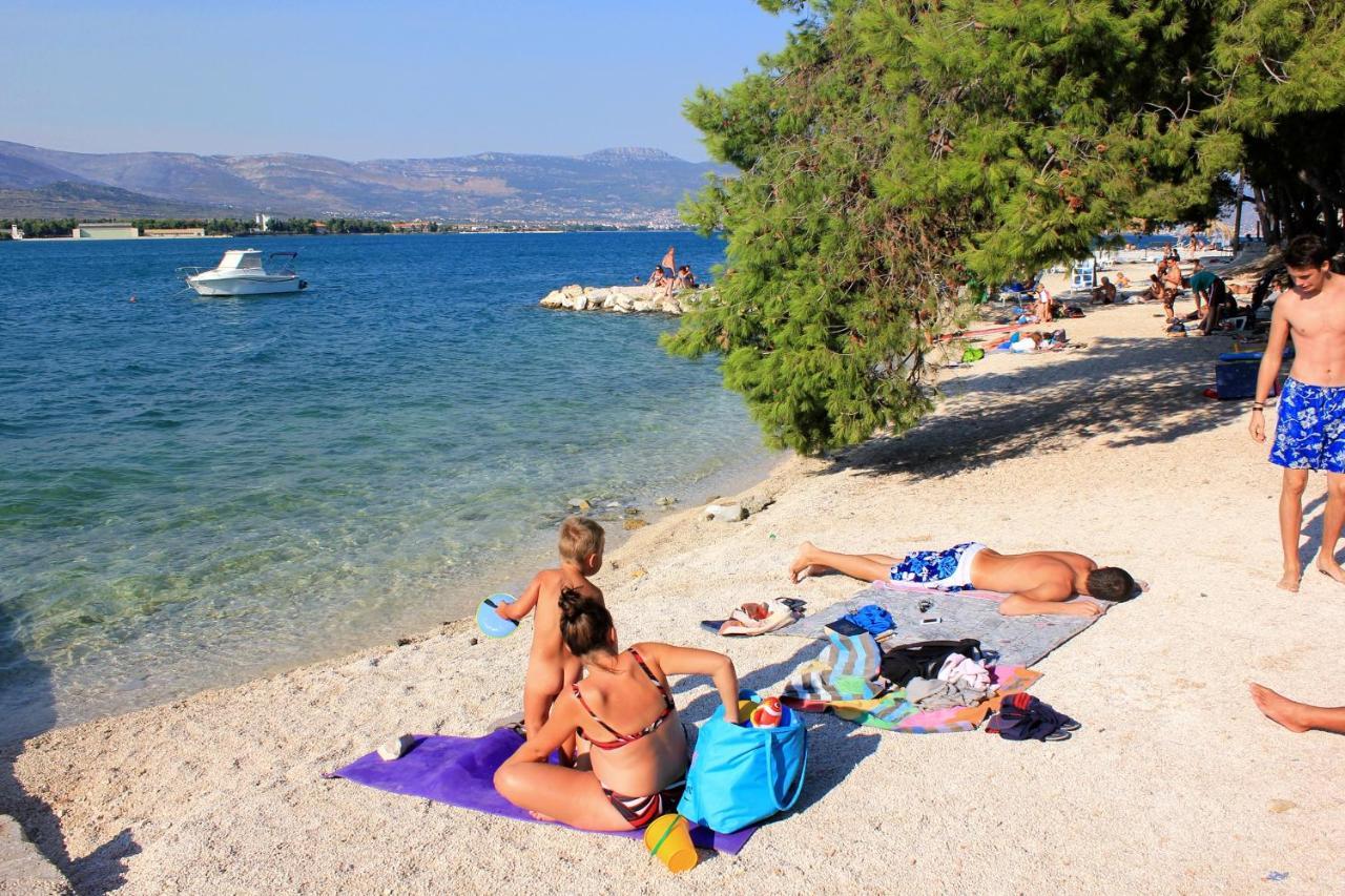 Apartments By The Sea Arbanija, Ciovo - 1085 Trogir Buitenkant foto