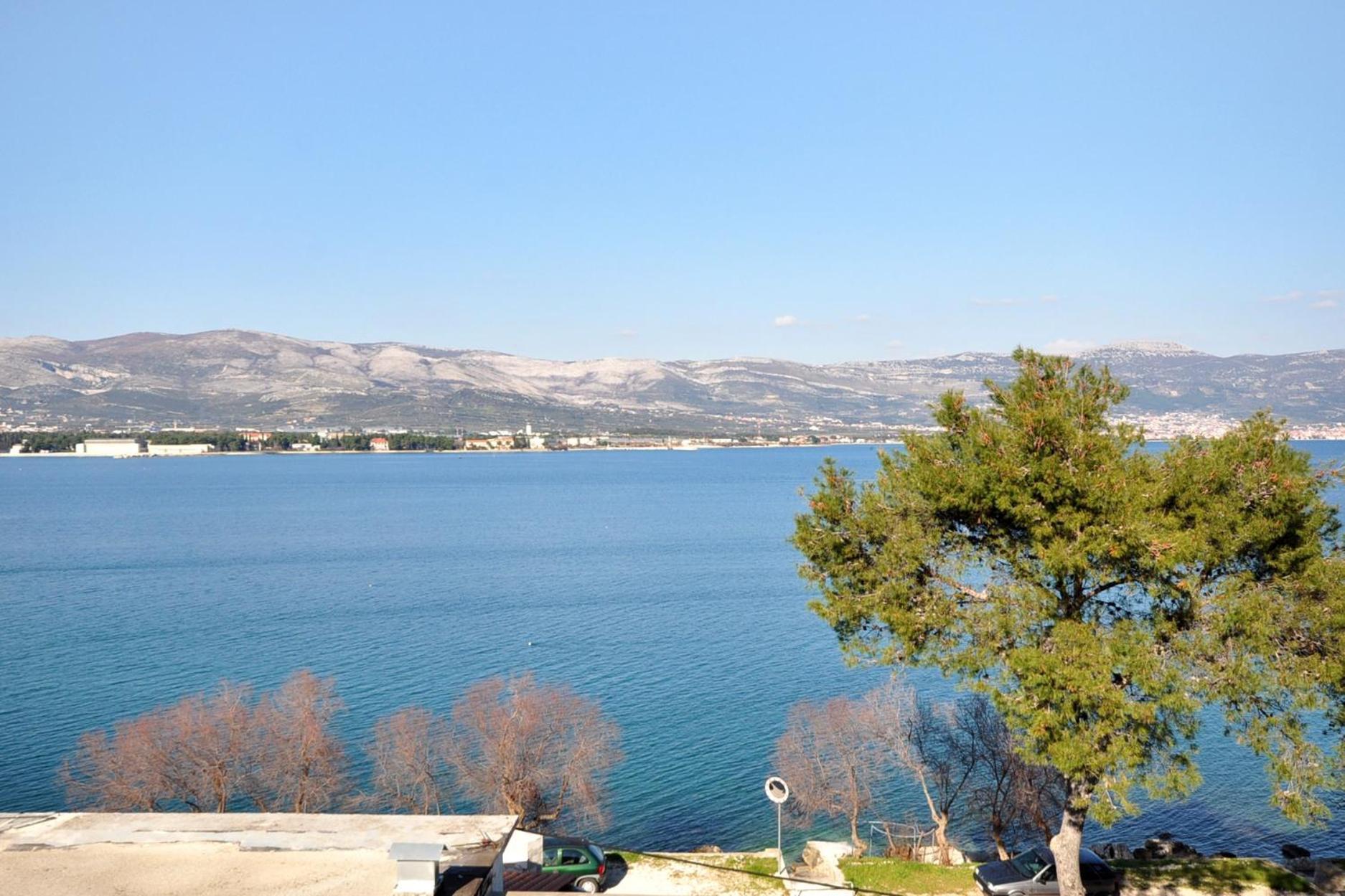 Apartments By The Sea Arbanija, Ciovo - 1085 Trogir Buitenkant foto